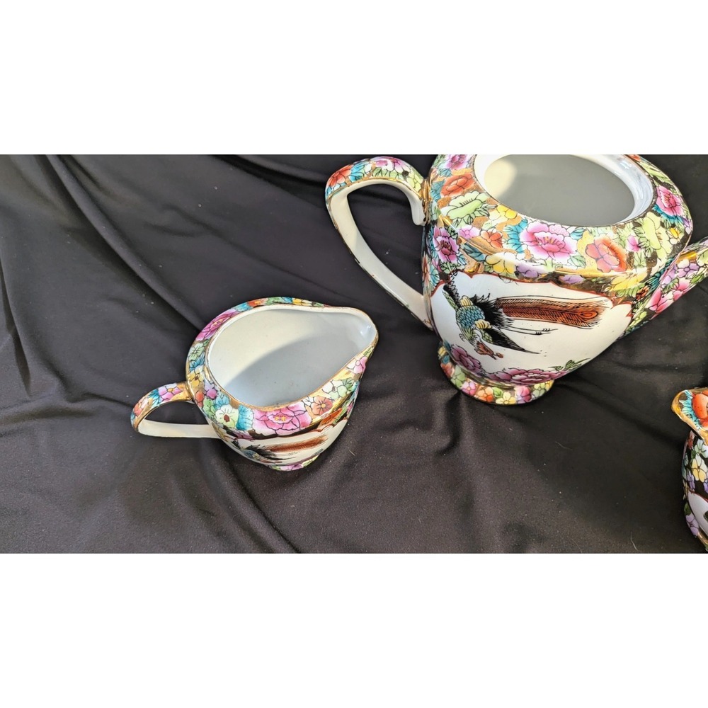 3 PIECE VINTAGE TEA SET. TEA POT, SUGAR CONTAINER AND CREAM. - Picture 3 of 5